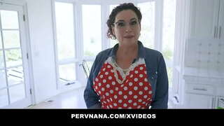 Plakë Amanda Ryder Sekrete të Profesionit Tregon Saj Stepgrandson të Dorës së Parë