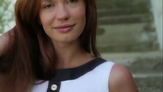 Spalvingas Europos paauglių Carolizi apgaulės aplink lauko