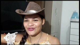 Tada, padaryti hard anal fuck viduryje džiunglių